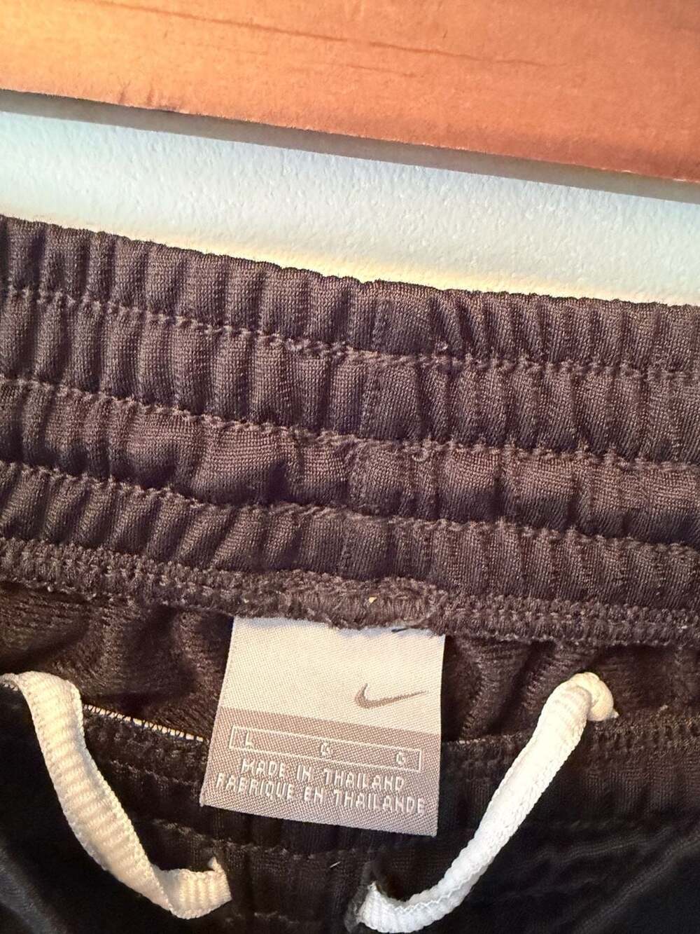 Nike Black Track Pants with White Side Stripe and Ankle Zips Size Large - Picture 5 of 5